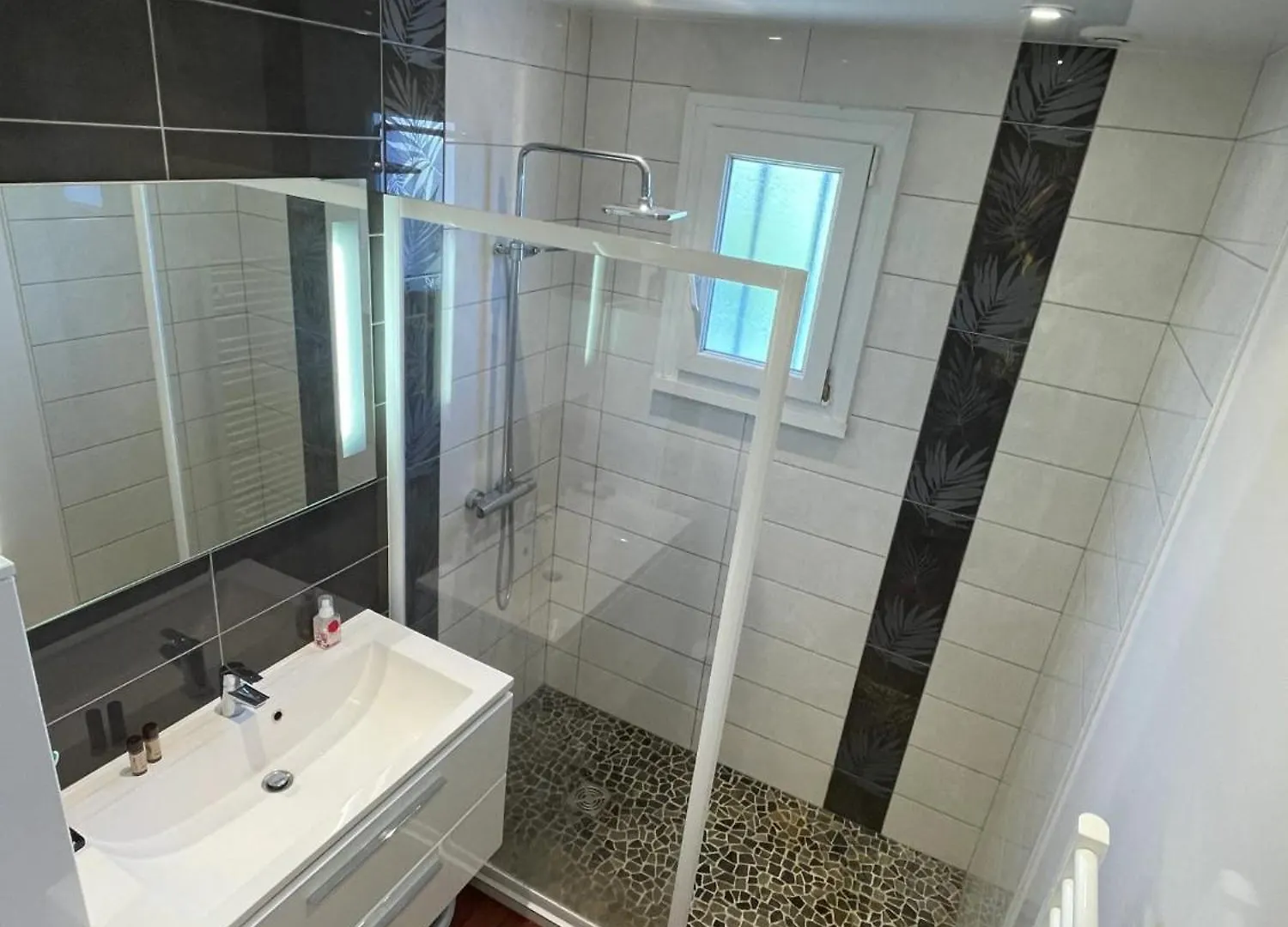 Maison Charmante A Concarneau Avec Spa Exterieur France